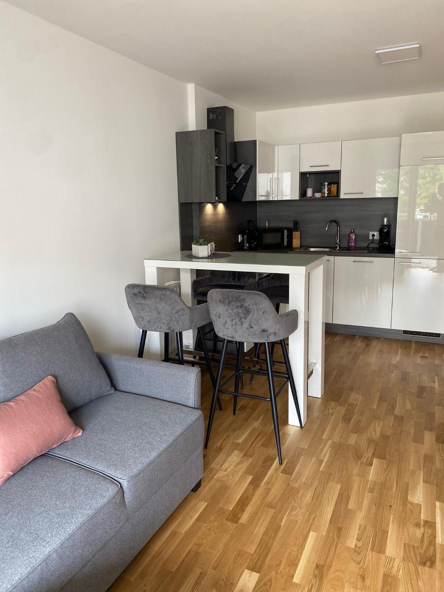 Wunderschoene, Neue Wohnung Mit Grosser Terrasse Ebenthal  Esterno foto